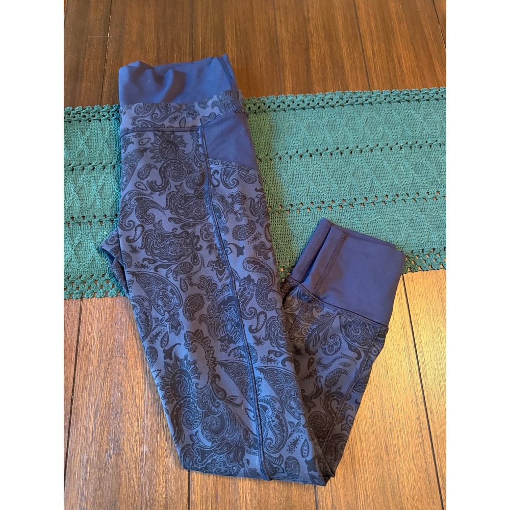 Lululemon Blue Paisley High Rise Leggings with Pockets Size 6